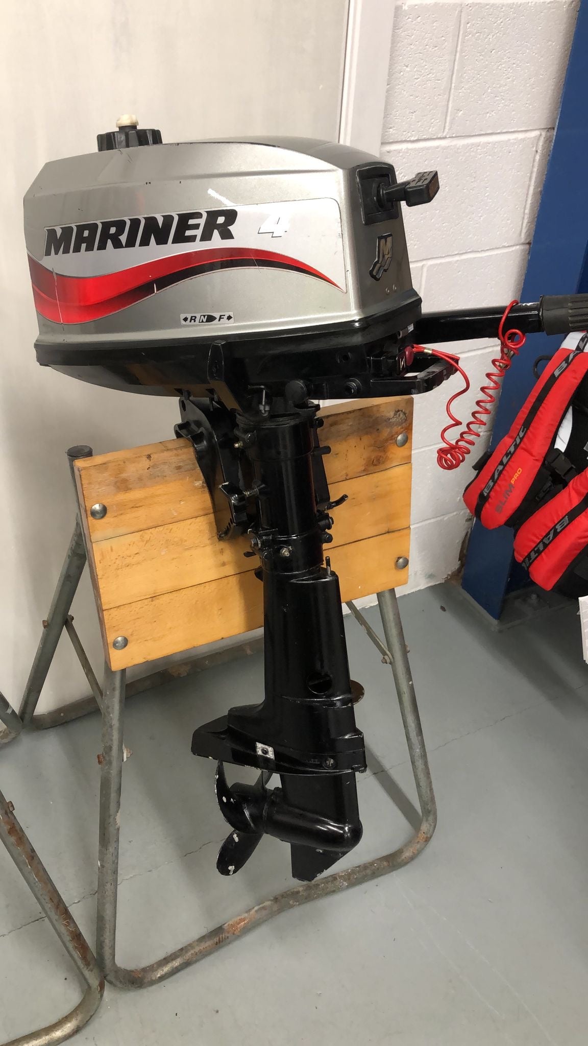 2004 Mariner 4hp 2-stroke, short shaft